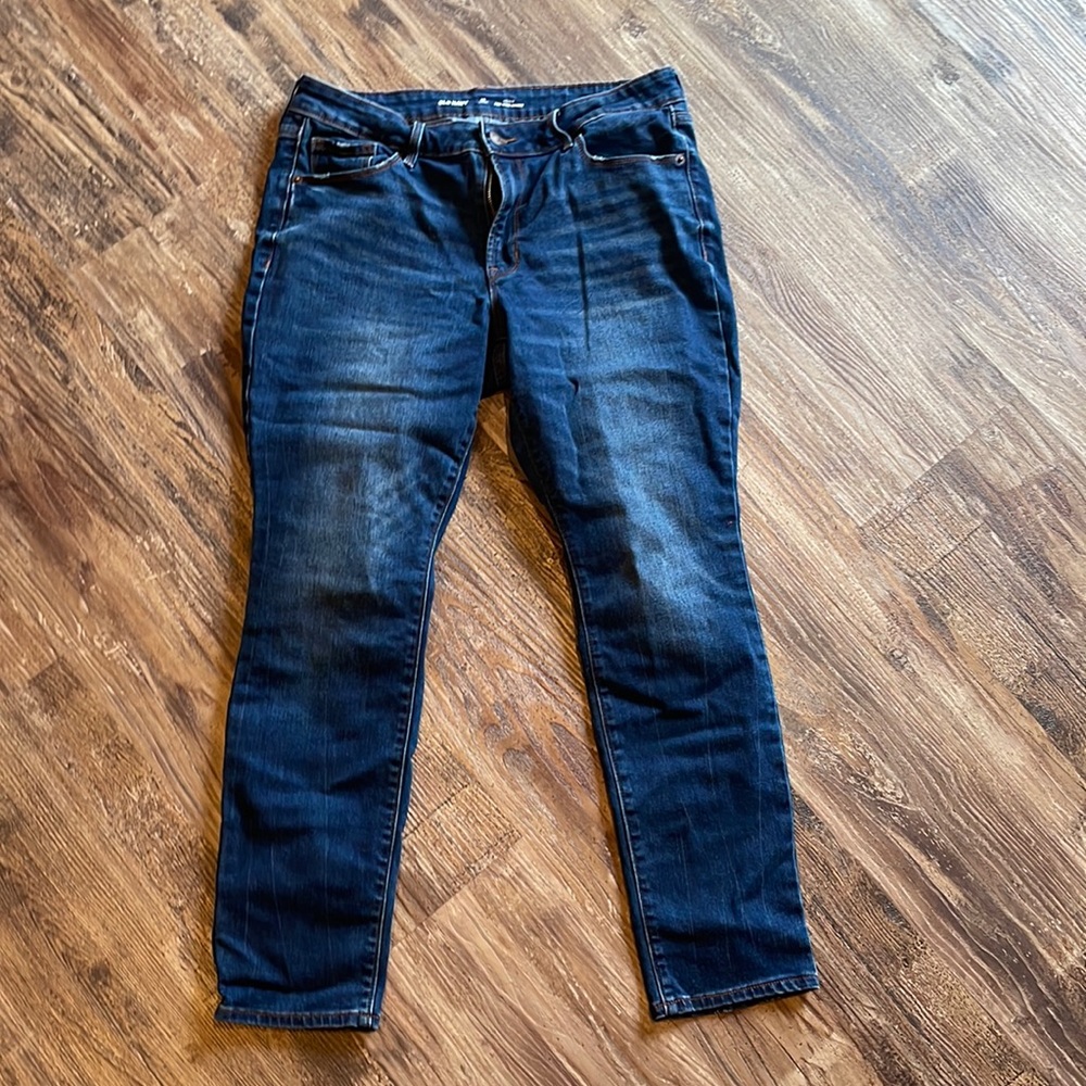 Old Navy pop icon skinny mid rise jeans